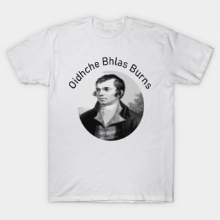 Robbie Burns - Oidhche Bhlas Burns Gaelic Text In Grey T-Shirt